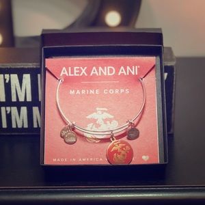 ⛔️SOLD⛔️ Alex and Ani Marine Corps EGA bracelet